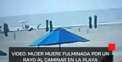VIDEO: Mujer muere fulminada por un rayo al caminar en la playa