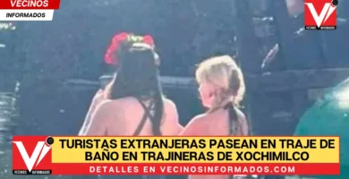 Turistas Extranjeras Pasean en traje de baño en Trajineras de Xochimilco