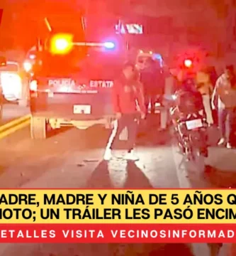 Mueren padre, madre y niña de 5 años que iban en moto; un tráiler les pasó encima