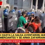 VIDEO: Hasta la salsa aventaron; quitan a comerciantes y se arma zafarrancho