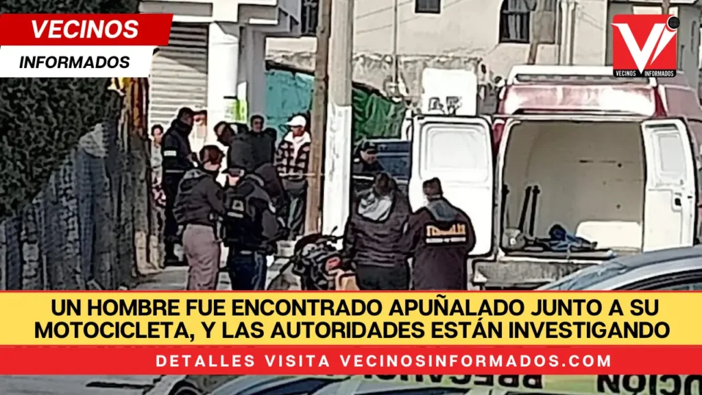 Hombre amanece apuñalado junto a su moto; investigan intento de robo