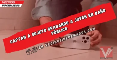 Captan a sujeto grabando a joven en baño público