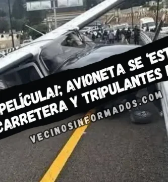 VIDEO: ¡De película!; avioneta se ‘estaciona’ en la carretera y tripulantes bajan como si nada