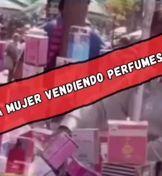 Captan a mujer vendiendo perfumes robados