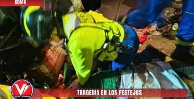 tres personas tras la victoria de México sobre Ecuador